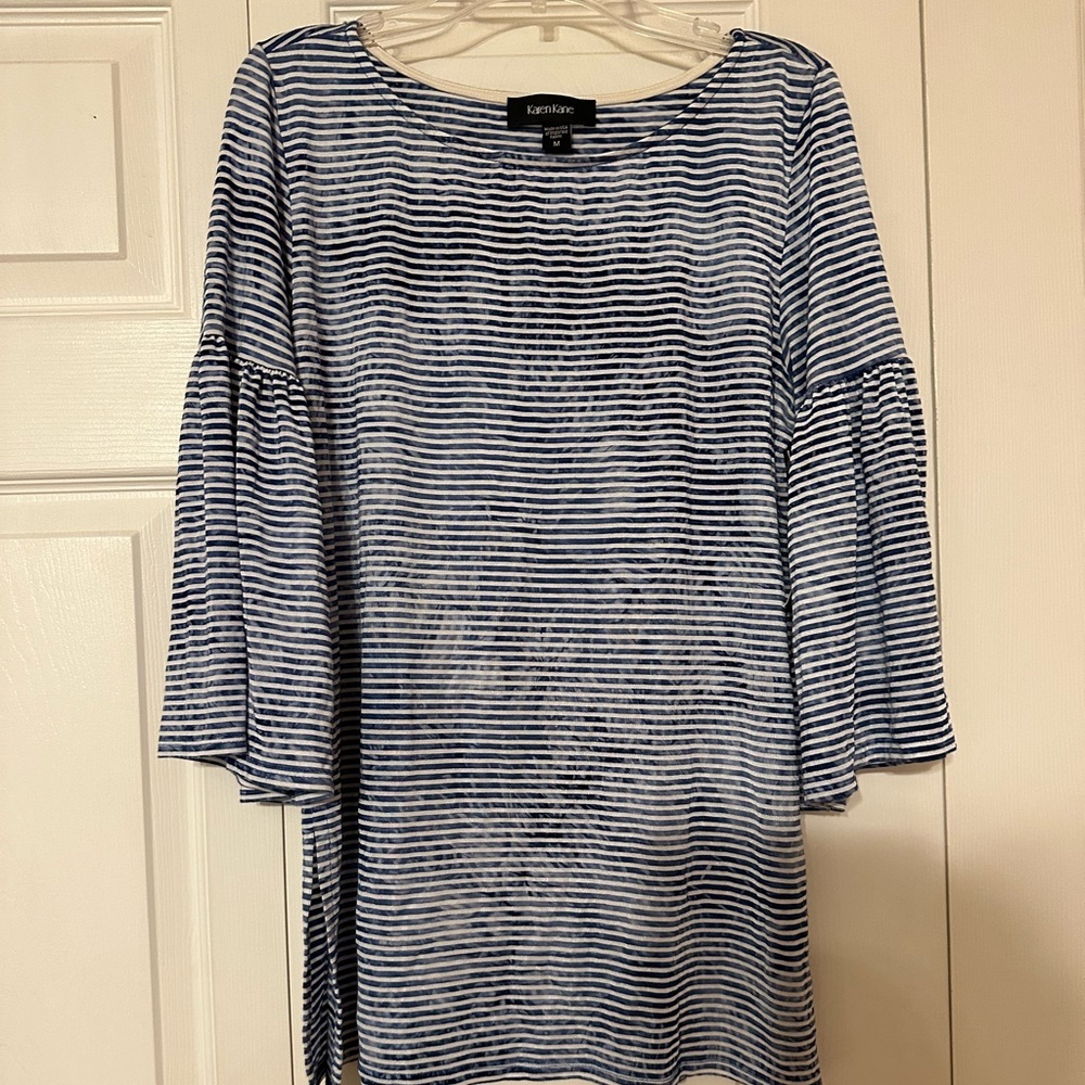 NWT Karen Kane top sz Medium